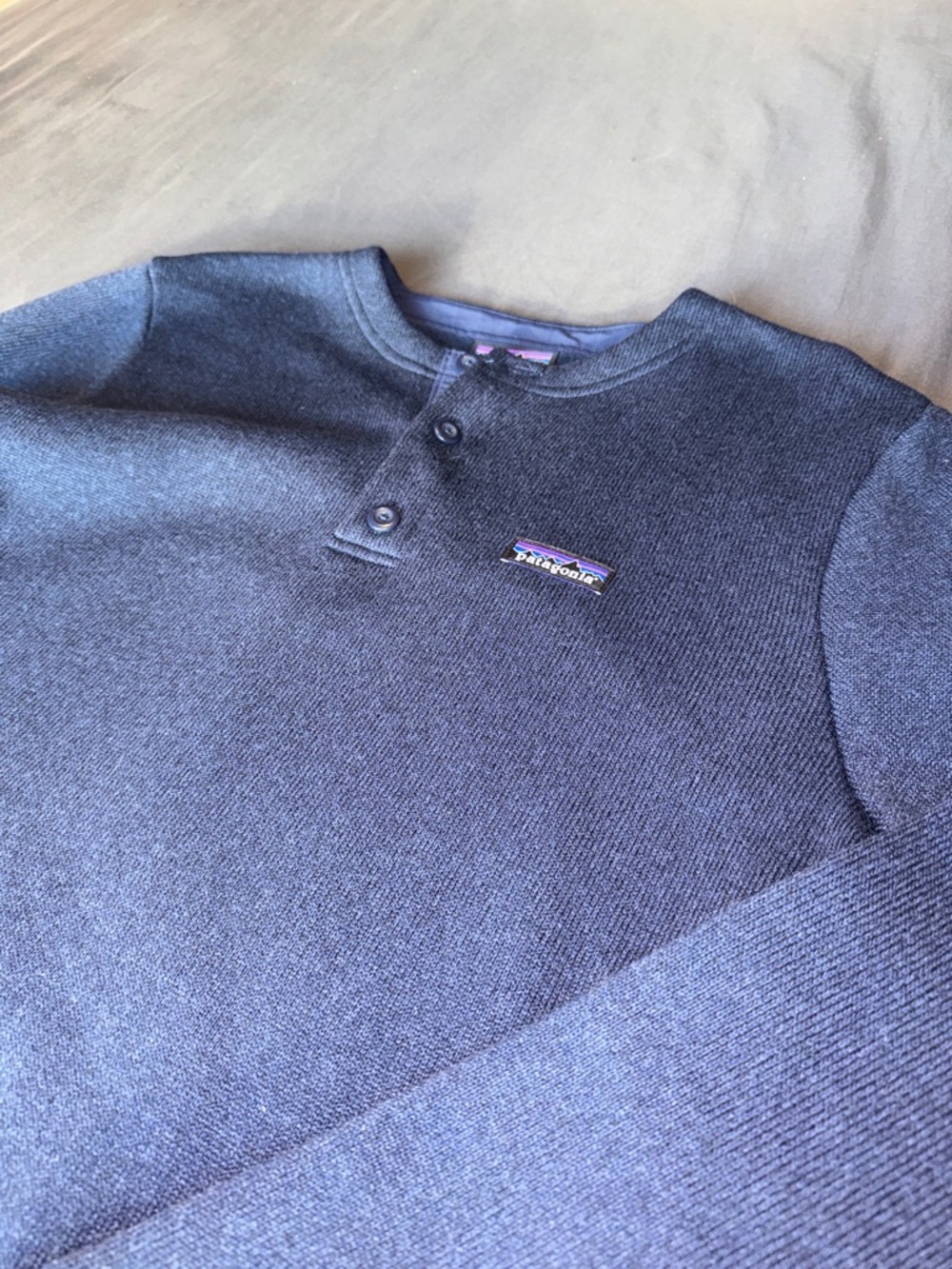 Patagonia Men's Heather Navy Crewneck Henley Sweater